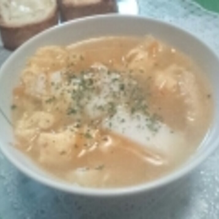 人参とさつま揚げの中華スープ
